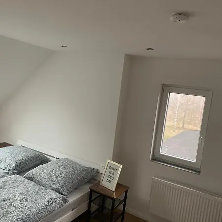 Апартаменты Bett Im Bahnhof Waldblick *