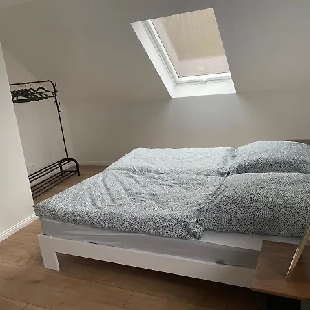 Bett Im Bahnhof Waldblick Kein Junggesellenabschied Oae *