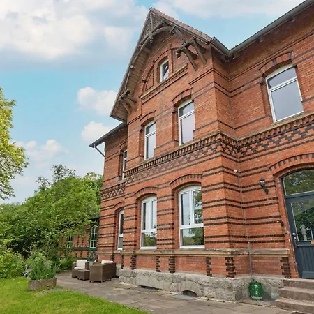 Bett Im Bahnhof Waldblick Kein Junggesellenabschied Oae *