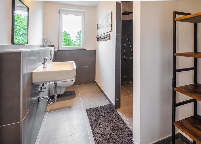 Bett Im Bahnhof Waldblick Kein Junggesellenabschied Oae *